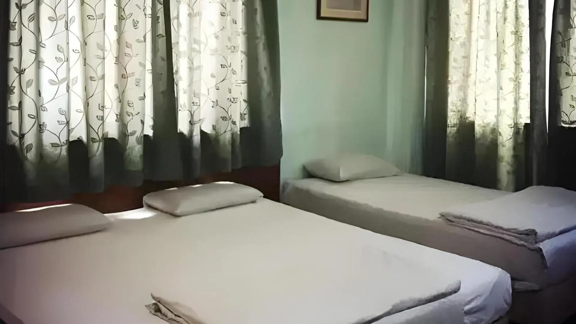 Oyo 90847 Hotel Asia City Кота-Кинабалу